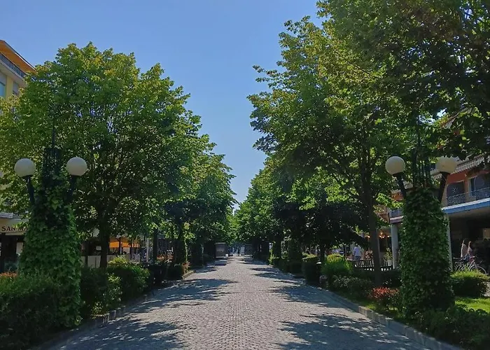Viale Aurora *