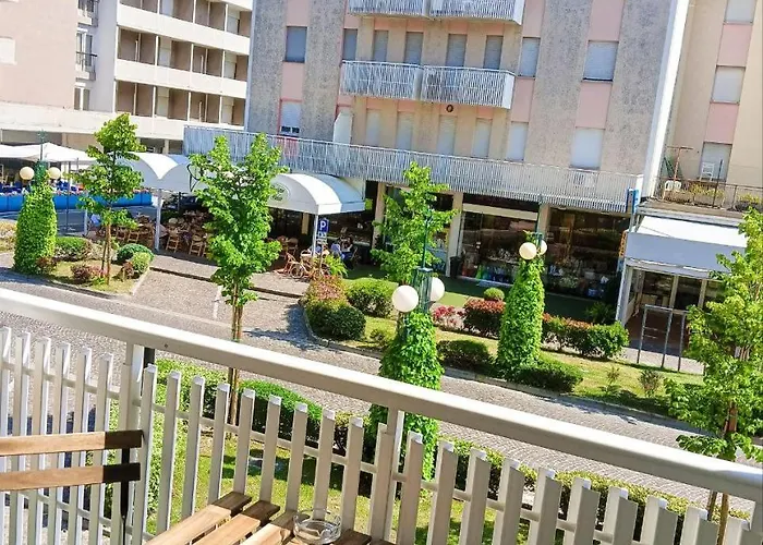 Viale Aurora * Bibione